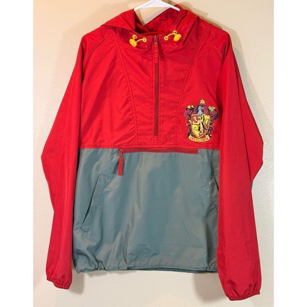 NWOT Universal Studios Wizarding World of Harry Potter Gryffindor Windbreaker S